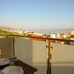 Kiki\'S Sea View Studio