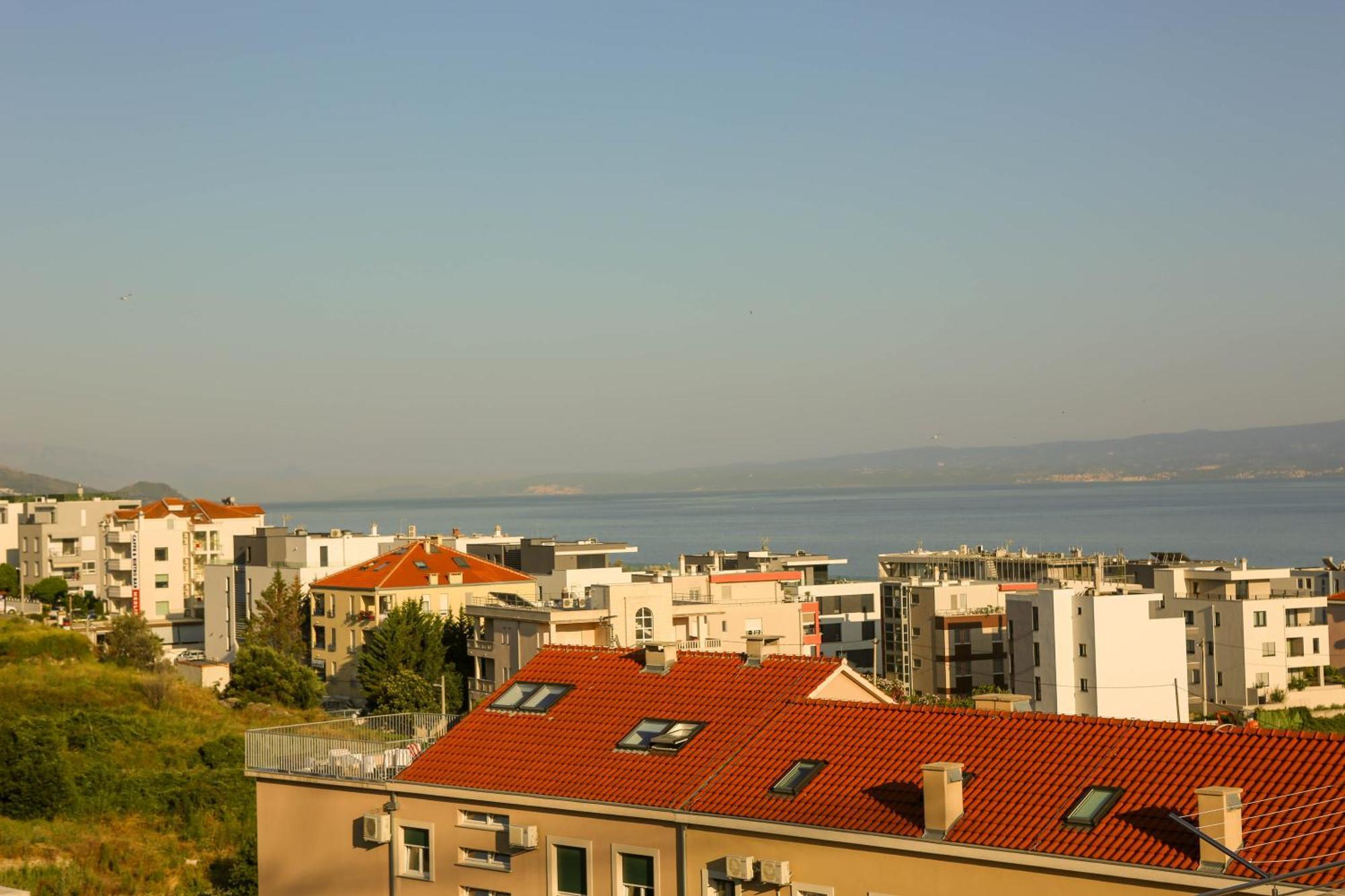 Kiki's Sea View